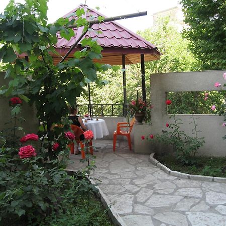 Iliani Hotel Tbilisi Exterior foto